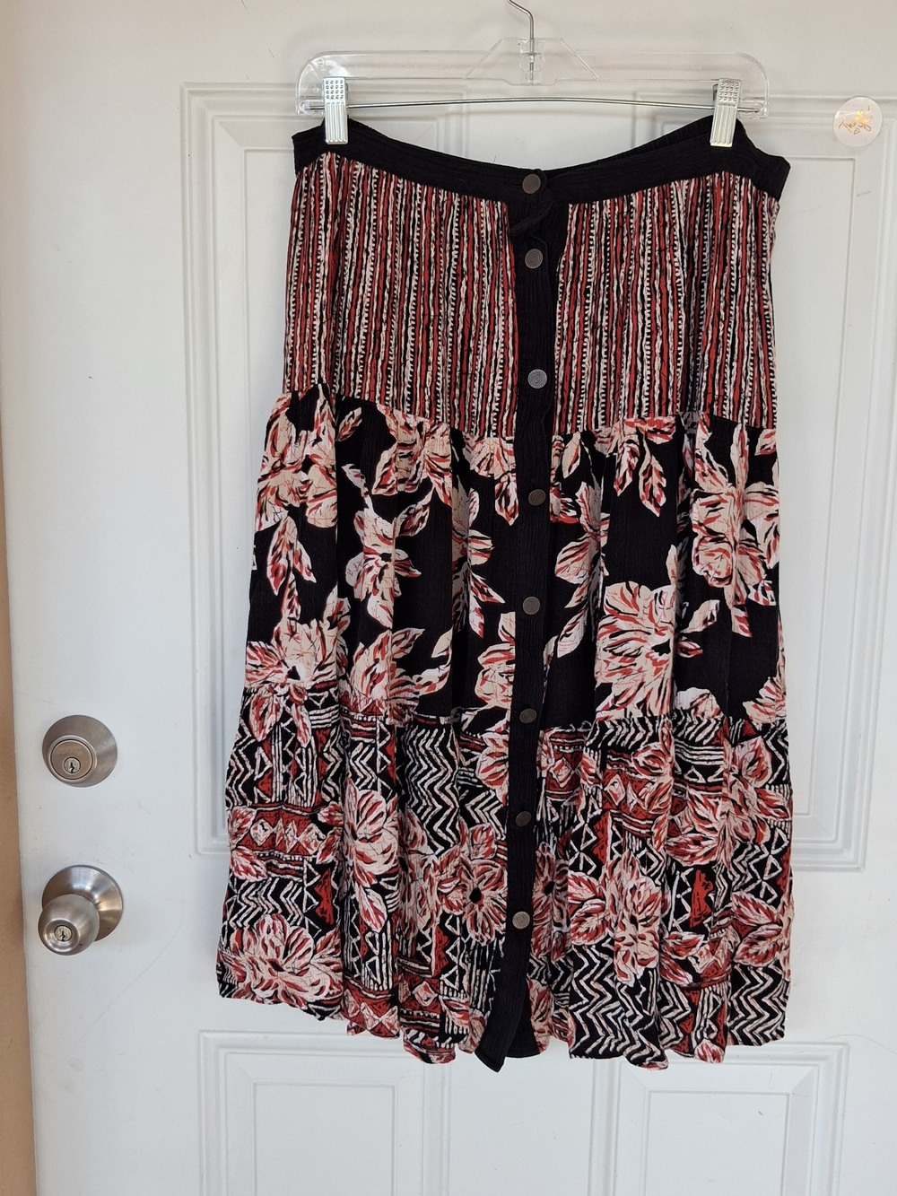 SK & COMPANY Floral Maxi Skirt Black & Red Size 16